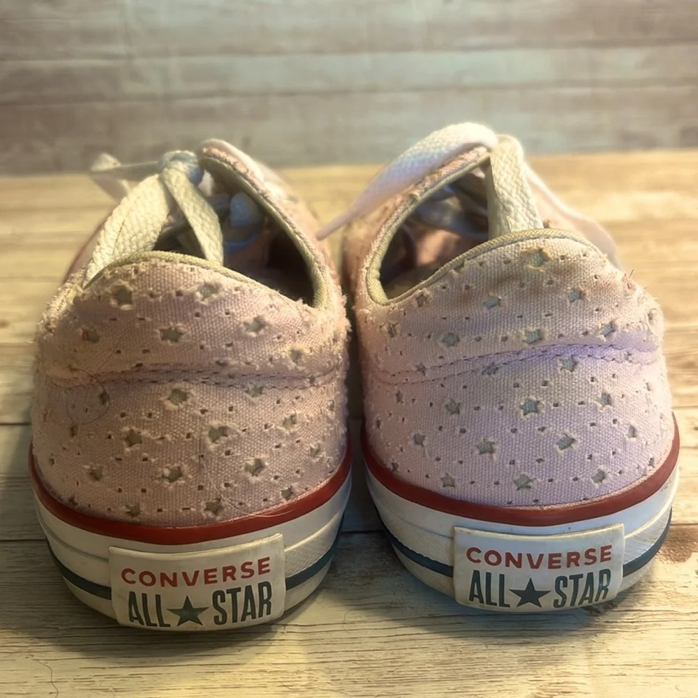 Converse 4 (Kids) Pink Star Cutout Sneakers